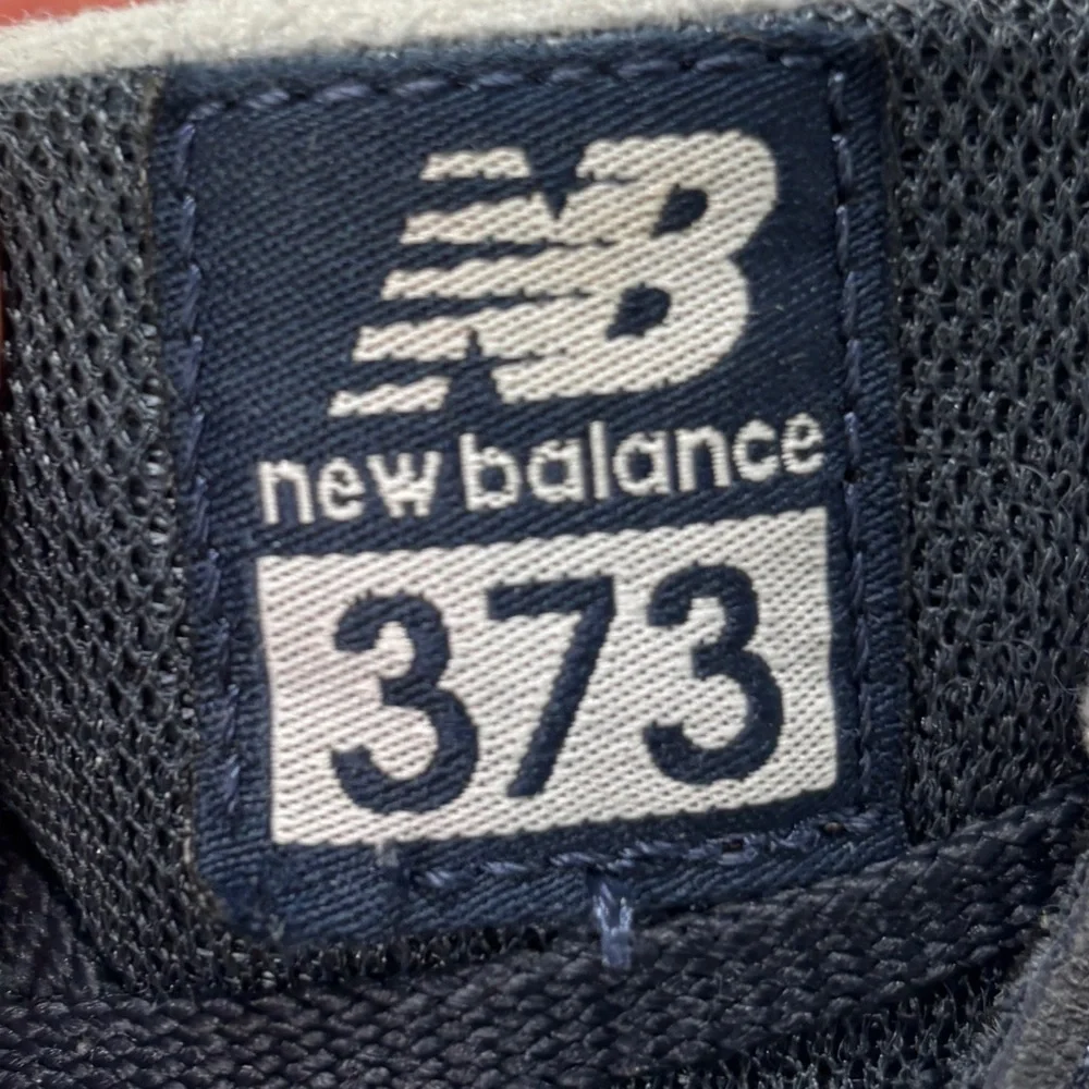 New Balance 373 Sneakers Womens 5 Black Pink Retro Running Shoes WL373NP